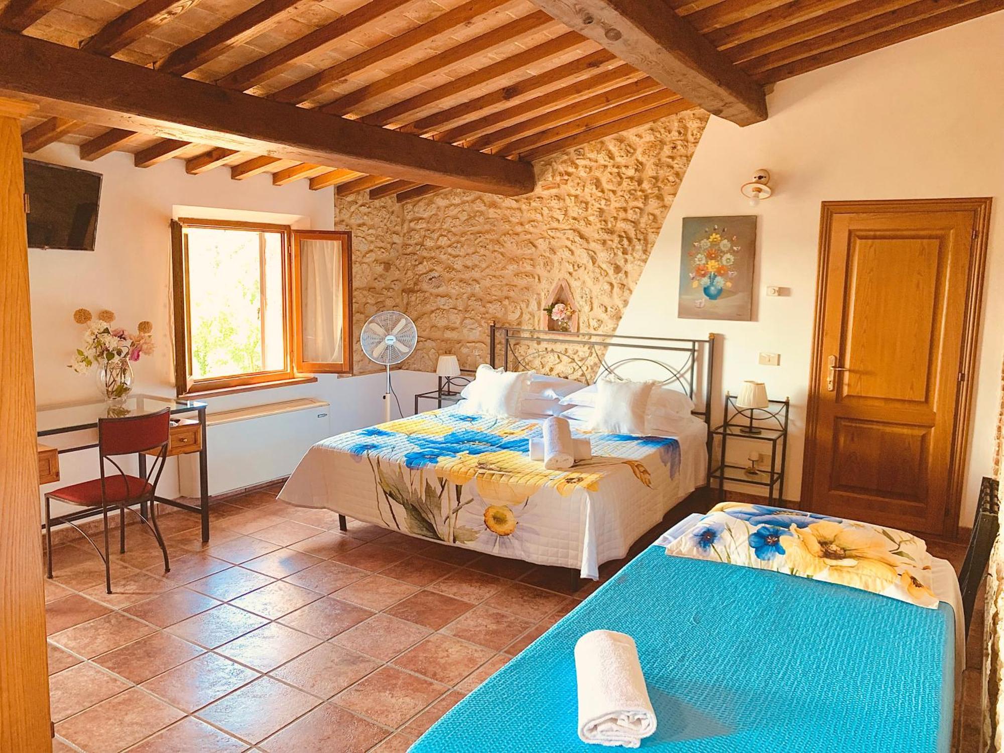 Casa Vacanze Etrusco San Gimignano Exterior foto